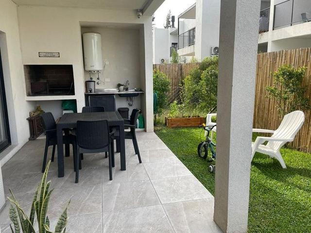 Apartamento en alquiler en Pilar