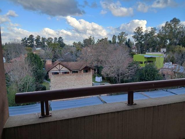 Apartamento en alquiler en Pilar