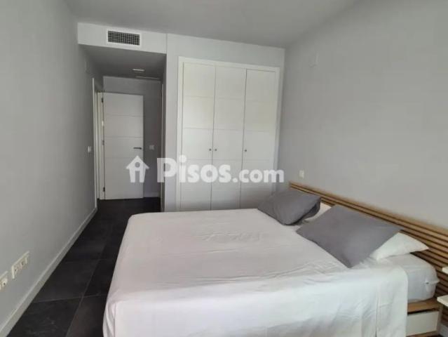 Apartamento en alquiler en Playa Bajadilla Puertos
