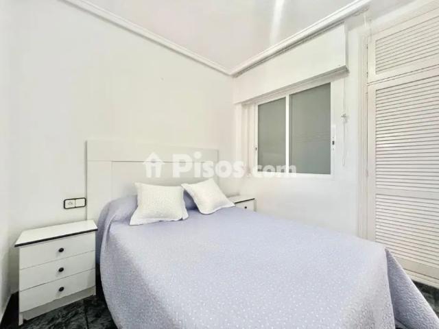 Apartamento en alquiler en Playa de los Locos