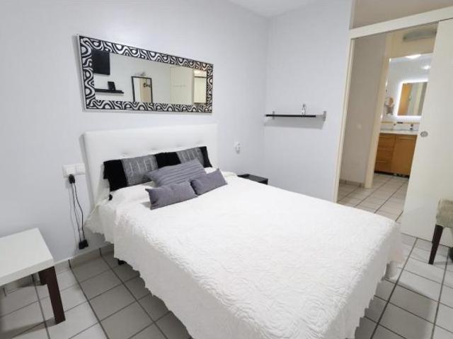 Apartamento en alquiler en Playa Flamenca. Residencial La Calma