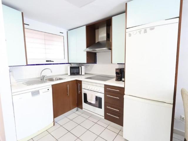 Apartamento en alquiler en Playa Flamenca. Residencial La Calma