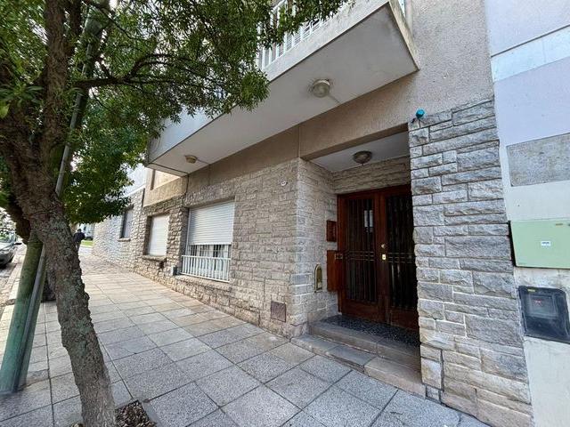 Apartamento en alquiler en Playa Grande
