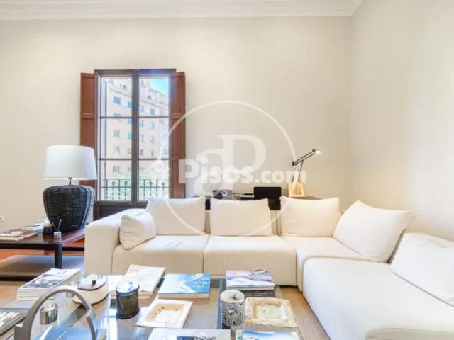 Apartamento en alquiler en Plaça Dels Patins