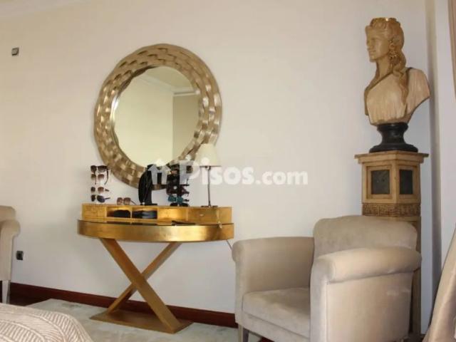 Apartamento en alquiler en Puerto Banús