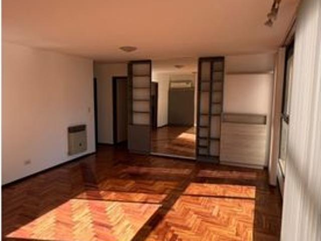 Apartamento en alquiler en Santa María