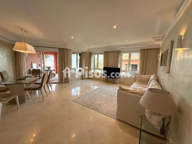 Apartamento en alquiler en Sotogrande Marina