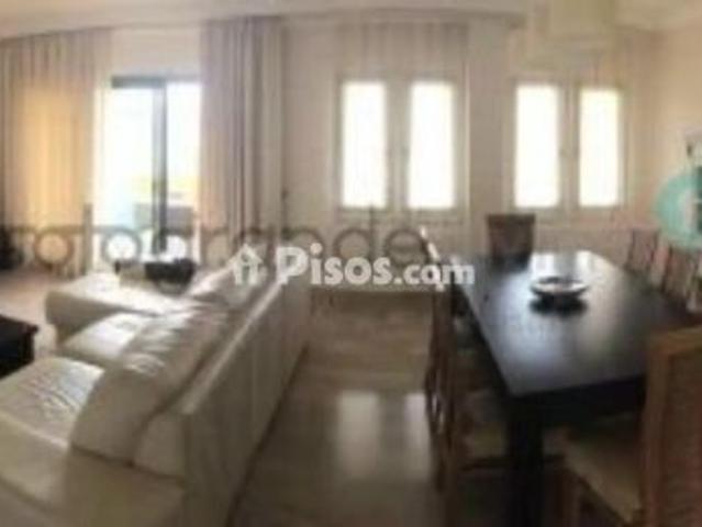 Apartamento en alquiler en Sotogrande Alto
