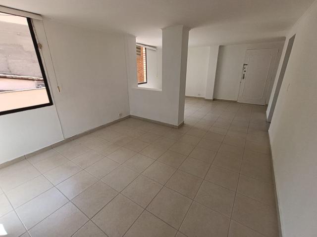 Apartamento En Arriendo En Laureles Medellín, Medellín