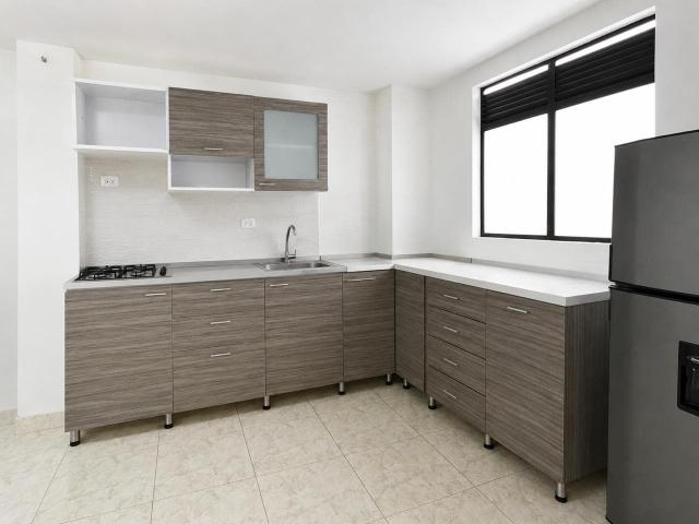 Apartamento En Arriendo En Miravalle, Medellín