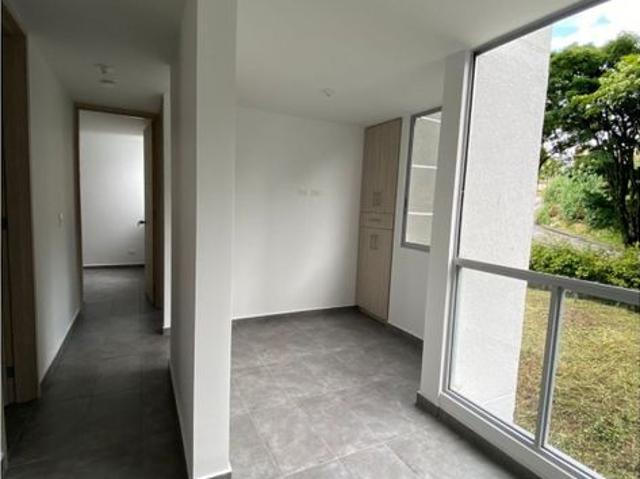 Apartamento en arriendo Torres De San Mateo, Ferrocarril