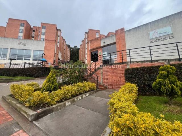 Apartamento en Arriendo, Urbanizacion Bosque De Los Alpes, Bogotá D.C