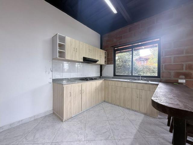 Apartamento en arriendo, Via aeropuerto jose maria cordova