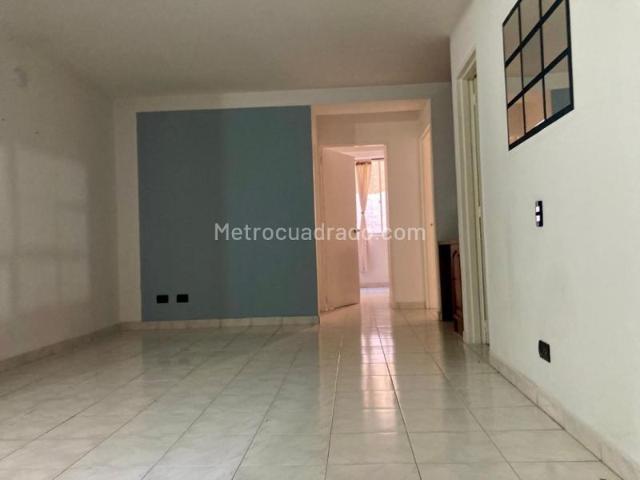 Apartamento en Arriendo, Villa Hermosa, Medellín