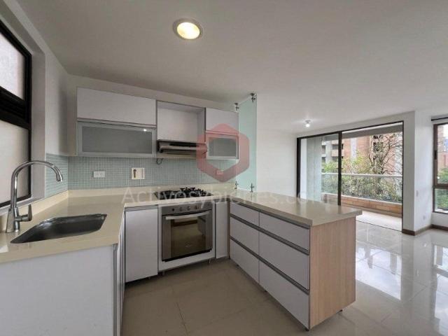Apartamento en arriendo, Altos del poblado