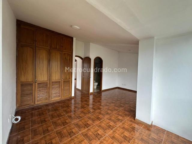 Apartamento en Arriendo, Avenida Alberto Mendoza, Manizales