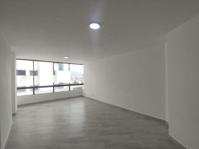 Apartamento en arriendo Avenida Circunvalar, Pereira, Risaralda, Colombia