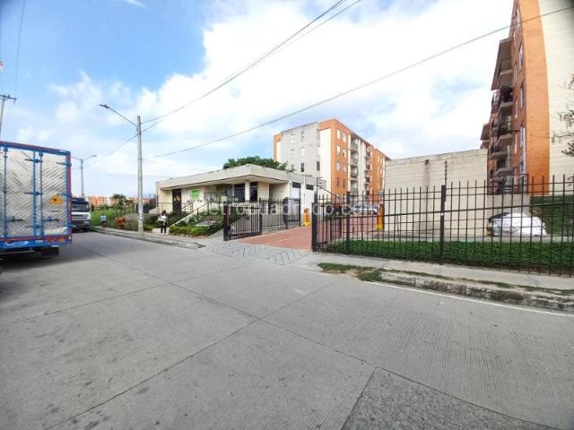 Apartamento en Arriendo, C r Arboleda Del Campestre Totumo Piso 2 Sin Ascen, Ibagué
