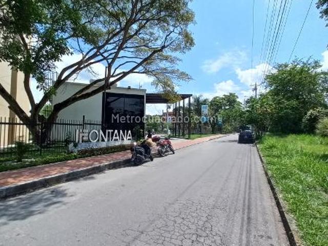 Apartamento en Arriendo, C r Fontana Campestre Piso 9, Ibagué