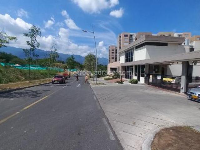 Apartamento en Arriendo, C r Terra Santa Cruz Piso 8, Ibagué