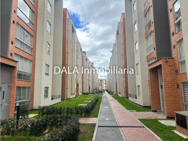 Apartamento en arriendo Calle 4, Casco Urbano De Chía, Chía, Sabana Centro, Cundinamarca, Rap especial Central, 250001, Colombia