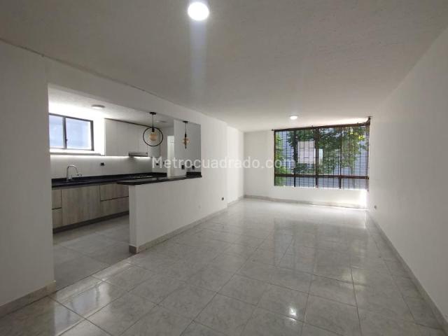 Apartamento en Arriendo, CIRCUNVALAR, Pereira