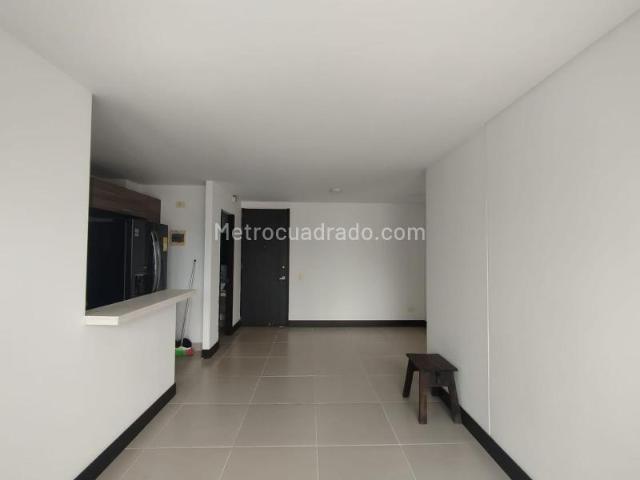 Apartamento en Arriendo, CIRCUNVALAR, Pereira