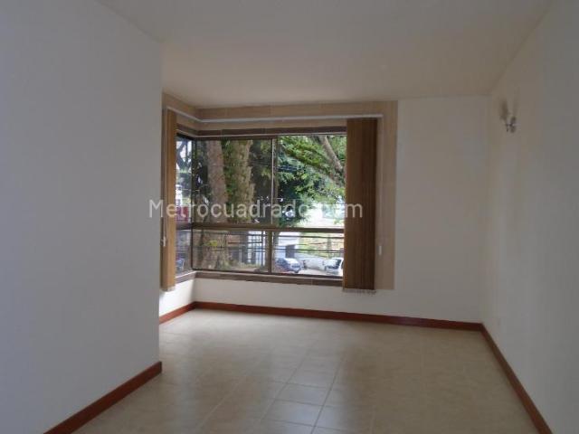 Apartamento en Arriendo, CIRCUNVALAR, Pereira
