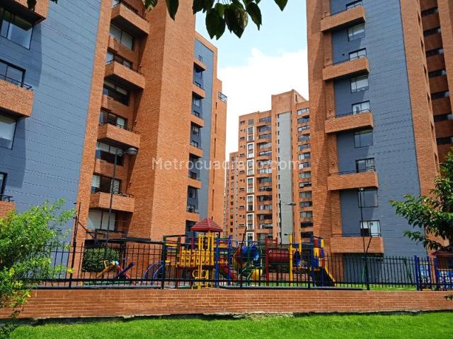 Apartamento en Arriendo, CIUDAD SALITRE ORIENTAL, Bogotá D.C