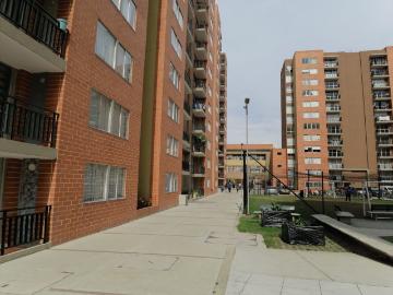 APARTAMENTO EN ARRIENDO CIUDAD VERDE CONJUNTO CAYENA CERCA A TERREROS