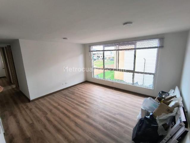 Apartamento en Arriendo, Conjunto Alamo, Tocancipá