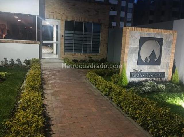 Apartamento en Arriendo, Conjunto Pinares, Chía