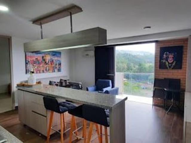 Apartamento en arriendo, Costado sur de la calle 200