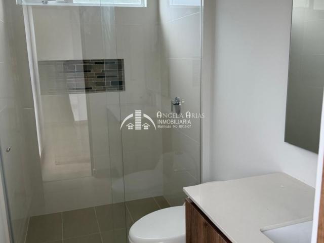 Apartamento en arriendo, Cn. reserva de hungria