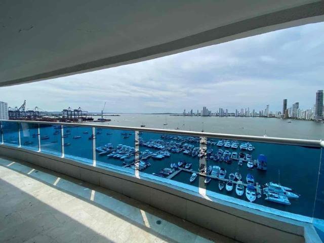 Apartamento en arriendo Edificio Atalaya, Calle 24, Manga, Cartagena De Indias, Bolívar, Colombia
