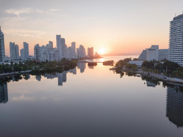 Apartamento en arriendo El Laguito, Industria De La Bahía
