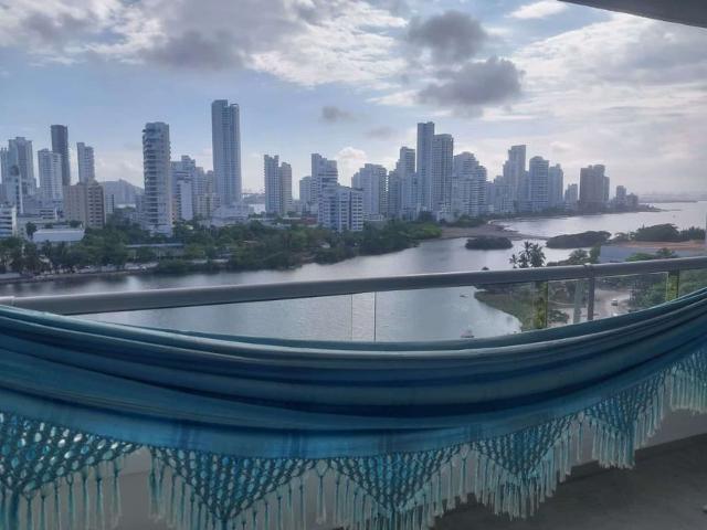 Apartamento en arriendo El Laguito, Industria De La Bahía