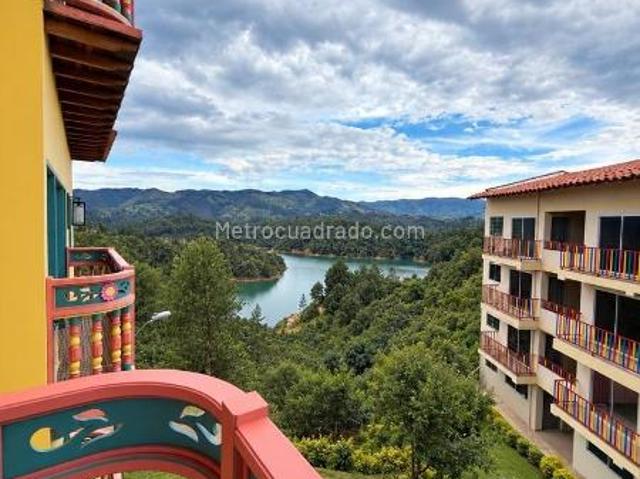 Apartamento en Arriendo, El Malecon, Guatape