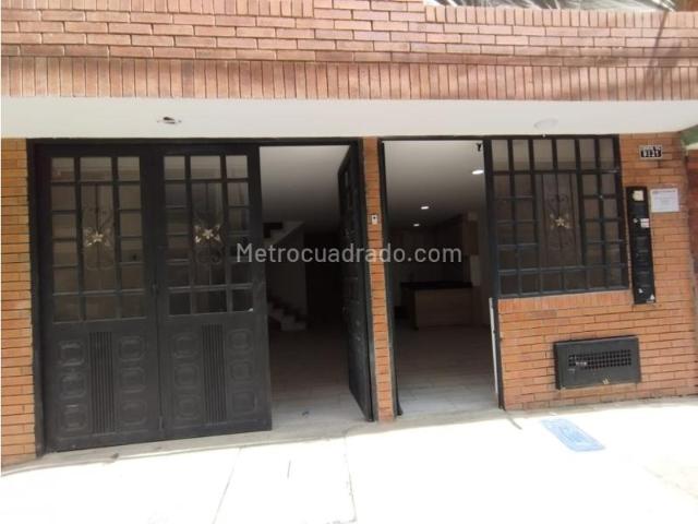 Apartamento en Arriendo, El Poblado, Mosquera