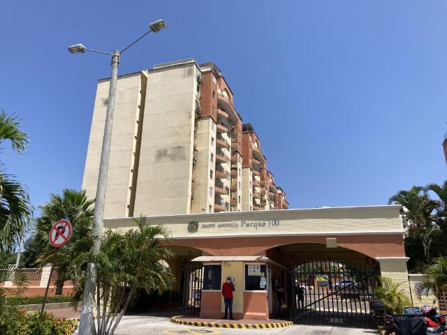 Apartamento En Arriendo En Barranquilla En Miramar A338669