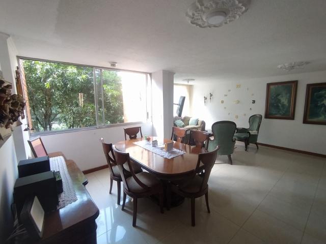 Apartamento En Arriendo En Belen, Medellín