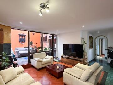 Apartamento EN ARRIENDO EN Bogotá EN El Chico 341940 $8.000.000