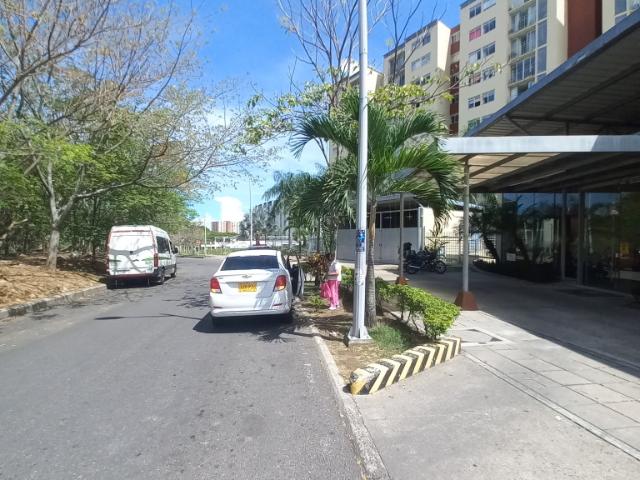 APARTAMENTO en ARRIENDO en C.R FORTEZZA ll PISO 5