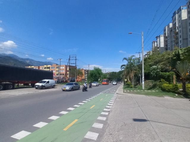 APARTAMENTO en ARRIENDO en C.R YERBABUENA PISO 4