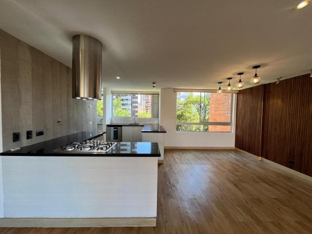 Apartamento En Arriendo En Castropol, Medellín