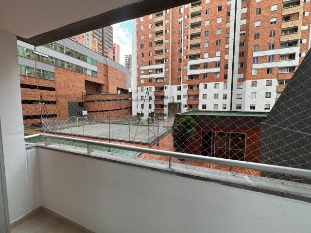 Apartamento En Arriendo En Ciudad Del Rio, Medellín