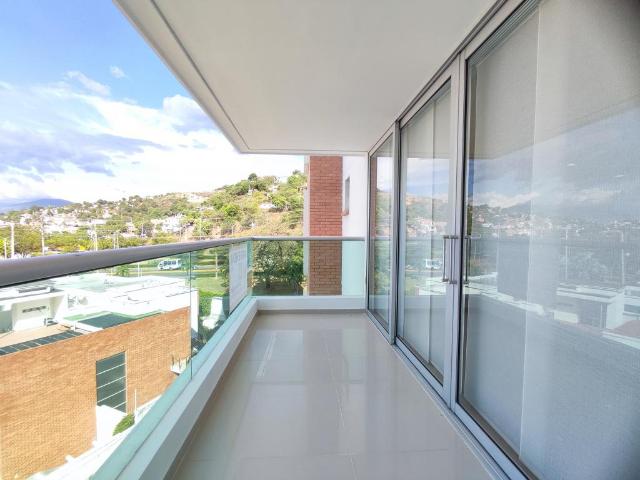 Apartamento EN ARRIENDO EN Cúcuta EN Vía Tennis, Condominio Bari 20792 $3.500.000