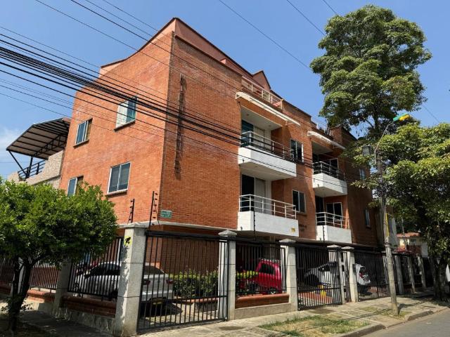 Apartamento en arriendo en el refugio