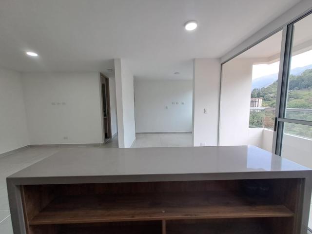 Apartamento EN ARRIENDO EN Envigado EN Las Antillas 352497 $2.550.000