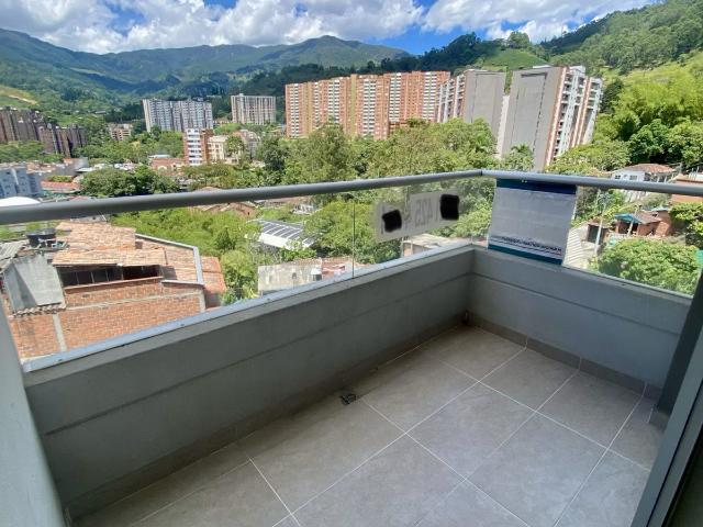 Apartamento EN ARRIENDO EN Envigado EN Las Antillas 392049 $3.200.000